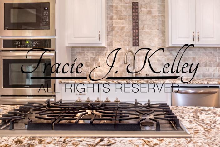 A custom kitchen built by Tracie J Kelley & Assoc Inc.